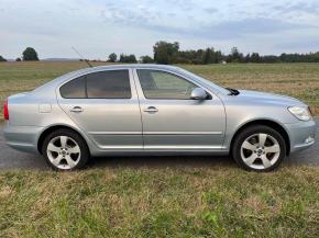 Škoda Octavia 1,9 TDI PD Elegance  2 - TDI PD 77kw bez 