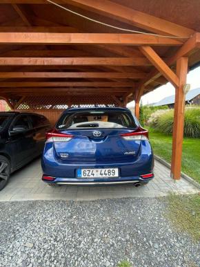 Toyota Auris 1,6   4D, r.v.2016 