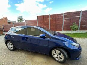 Toyota Auris 1,6   4D, r.v.2016 