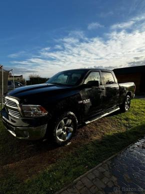 Dodge RAM 1500 V8 4x4 