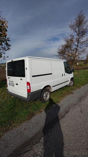 Ford Transit 2,2   74 kW, 2012, 175 000 km 