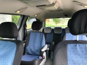 Chrysler Grand Voyager 3,0   LTD 2,8 Automatic Limited 