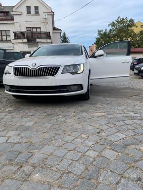 Škoda Superb 2,0   Škoda Super B 