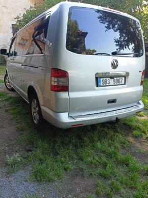 Volkswagen Caravelle 2,5   Karavela T5 