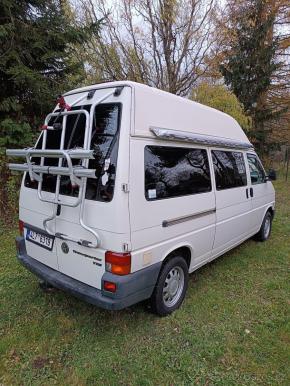 Volkswagen Transporter 2,5   t4 s obytnou vestavbou 