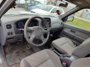 Nissan Navara 2,5   (4x4) - King Cab - 98kw 