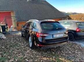 Škoda Superb 2,0   140kw, 130000km 