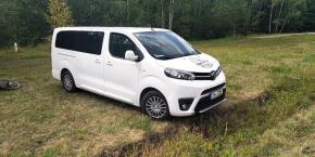 Toyota ProAce 2,0   Toyota Proace