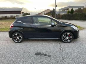 Peugeot 208 1,6 THP 200 k MAN 6 GTi  GTi, GT Line, N 