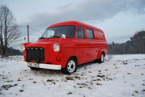 Ford Transit 2,4   MK1 OBYTNÝ automobil STK