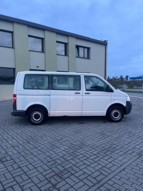 Volkswagen Ostatní 1,9   75kw 9míst 