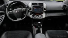 Toyota RAV4 2,2   RAV4 4x4 2.2 tažné 