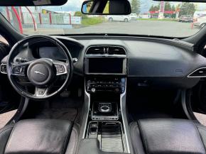 Jaguar XE 2,0   R-sport 