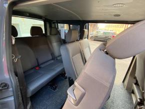 Volkswagen Transporter 1. majitel, 9míst, lůžková úpr 