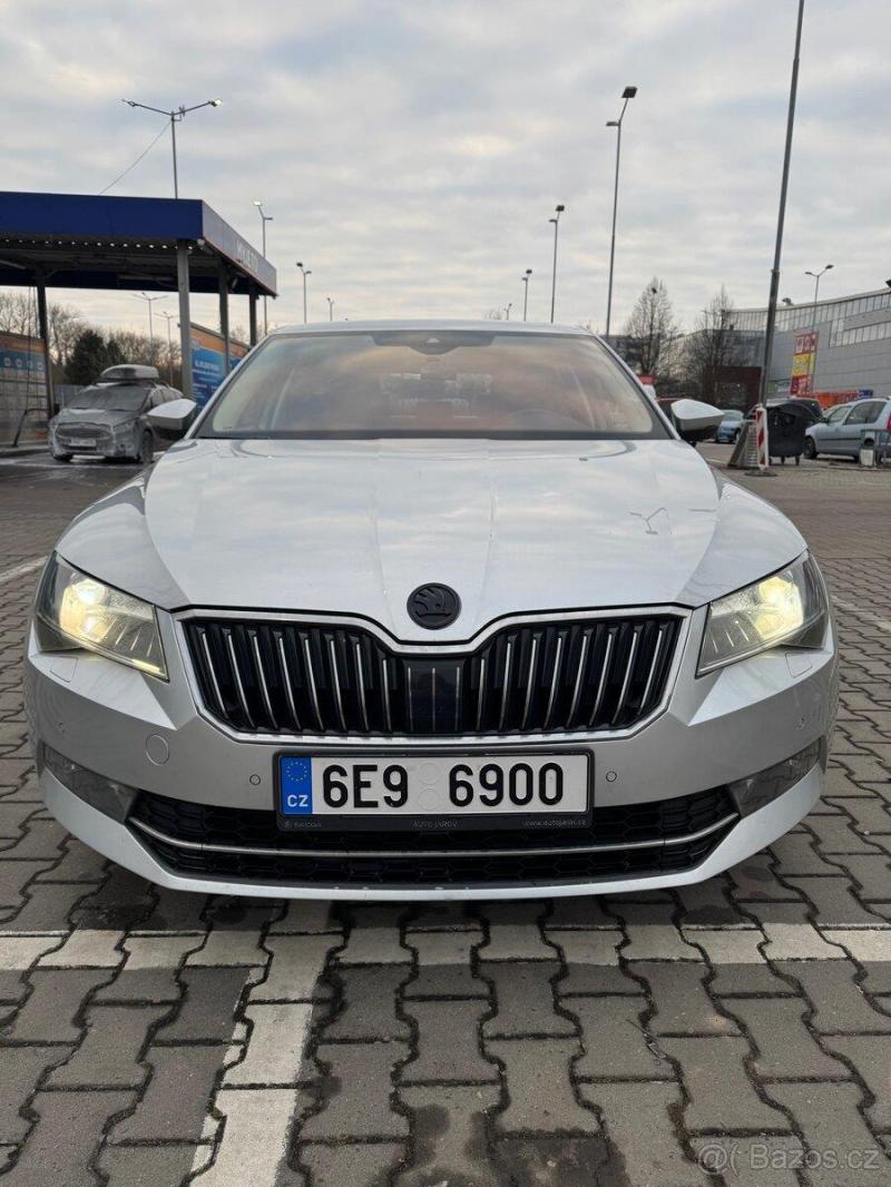 Škoda Superb 1,8   3 Laurin&Klement 2017