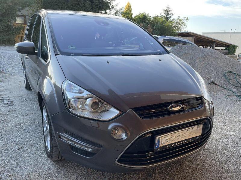 Ford S-MAX 2,0   120 KW 4x zimní Alu