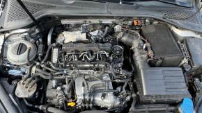 Volkswagen Golf 2,0   7 