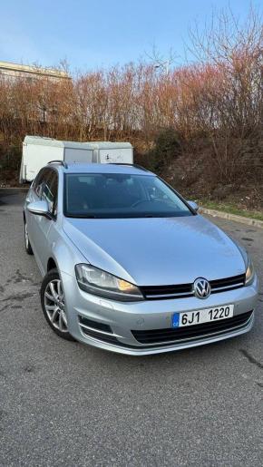 Volkswagen Golf 2,0   7 