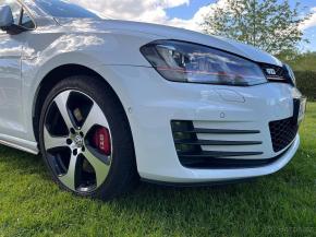 Volkswagen Golf VII Gti Performance 169kw 