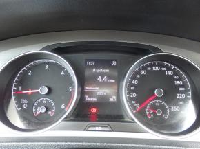 Volkswagen Golf 1.6 TDi 81KW 14641605-684902.jpg