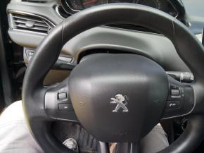 Peugeot 208 1.4 HDi ČR 2.MAJITELKA 18130453-807469.jpg