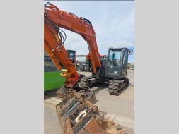 Hitachi Ostatní 9t bagr offset mimoosé 3lopaty 22242423-1009976.jpg