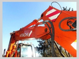 Hitachi Ostatní ZX140 (17t) TILT+kleště vývody 22531588-1023345.jpg