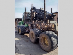 John Deere Ostatní 1510 vyvážečka 19t forwarder