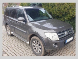 Mitsubishi Pajero 3.2D 7míst (2018 motor) 22532994-1023477.jpg