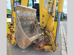 Komatsu Ostatní WB97 S8 traktobagr 22651250-1028507.jpg