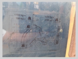 Komatsu Ostatní WB97 S8 traktobagr 22651253-1028507.jpg