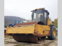 Caterpillar Ostatní CS 583 C válec vibrační