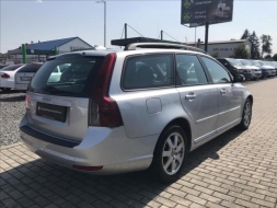 Volvo V50 2,0 D Sport 22748793-1032427.jpg