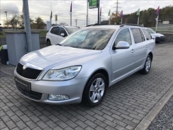 Škoda Octavia 2,0 TDI CR DPF Elegance Combi 23154955-1046130.jpg